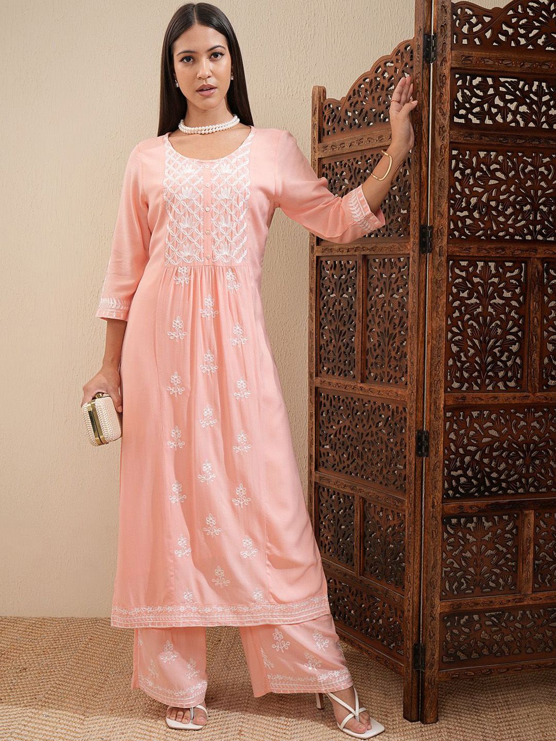 Vishudh Peach-Coloured Floral Embroidered Thread Work Straight Kurta With Palazzos - Distacart