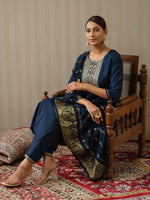 Thumbnail for Ode by House of Pataudi Floral Yoke Design Silk Straight Kurta & Trousers With Dupatta - Distacart