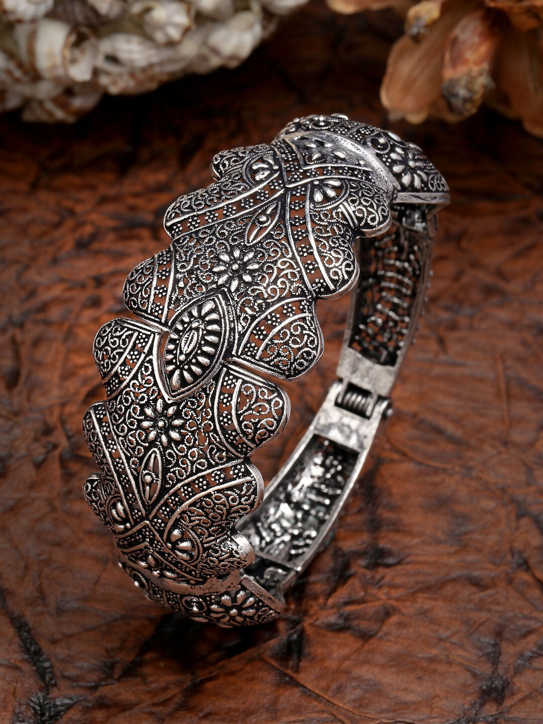 NVR Women's Silver-Toned German Silver Oxidised Kada Bangle - Distacart