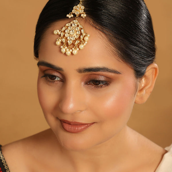 Nuyug 22K Gold-Plated Kundan Studded Maang Tikka Head Jewellery