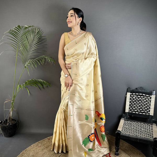 Joban Fashion Off-White Peacock & Floral Motifs Soft Silk Kanchipuram Saree - Distacart