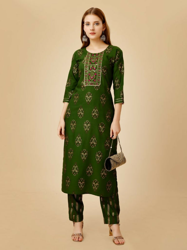 Jyoti Fashion Women's Green Viscose Rayon Embroidered Kurta Pant Set - Distacart