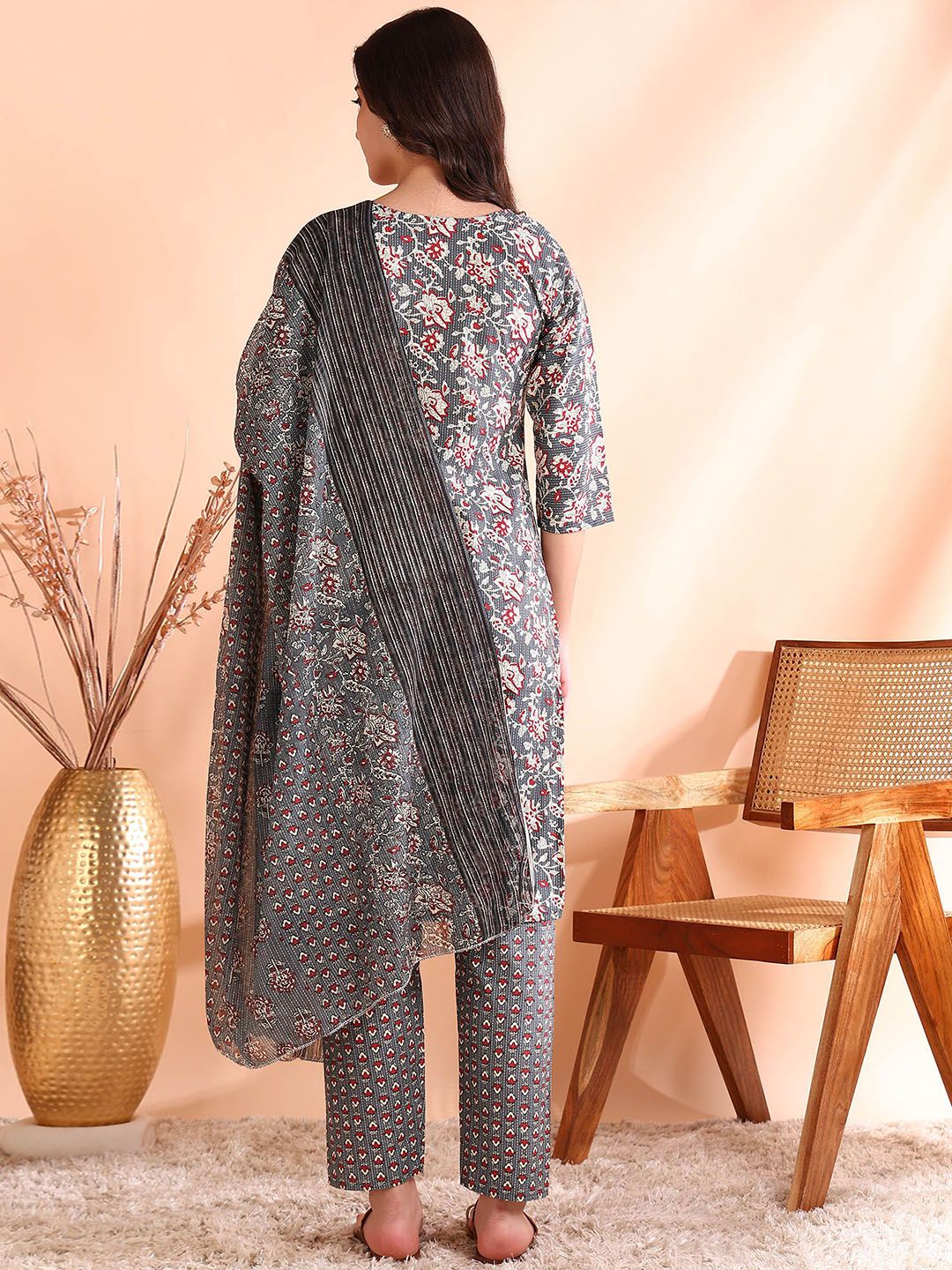 Ode by House of Pataudi Thread Work Pure Cotton Straight Kurta with Trousers & Dupatta - Distacart