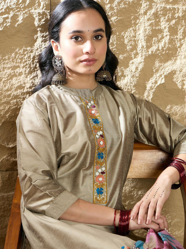 Indo Era Women Floral Embroidered Regular Thread Work Kurta with Trousers & Dupatta