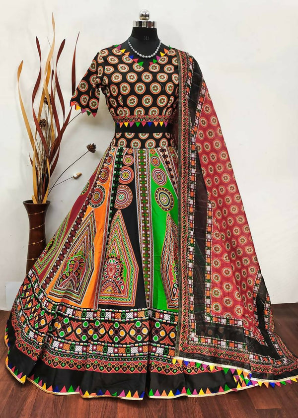 Preksha Creation Indian Navratri Special Cotton Women Lehenga Choli With print work and lucknowi print dupatta - Black - Distacart