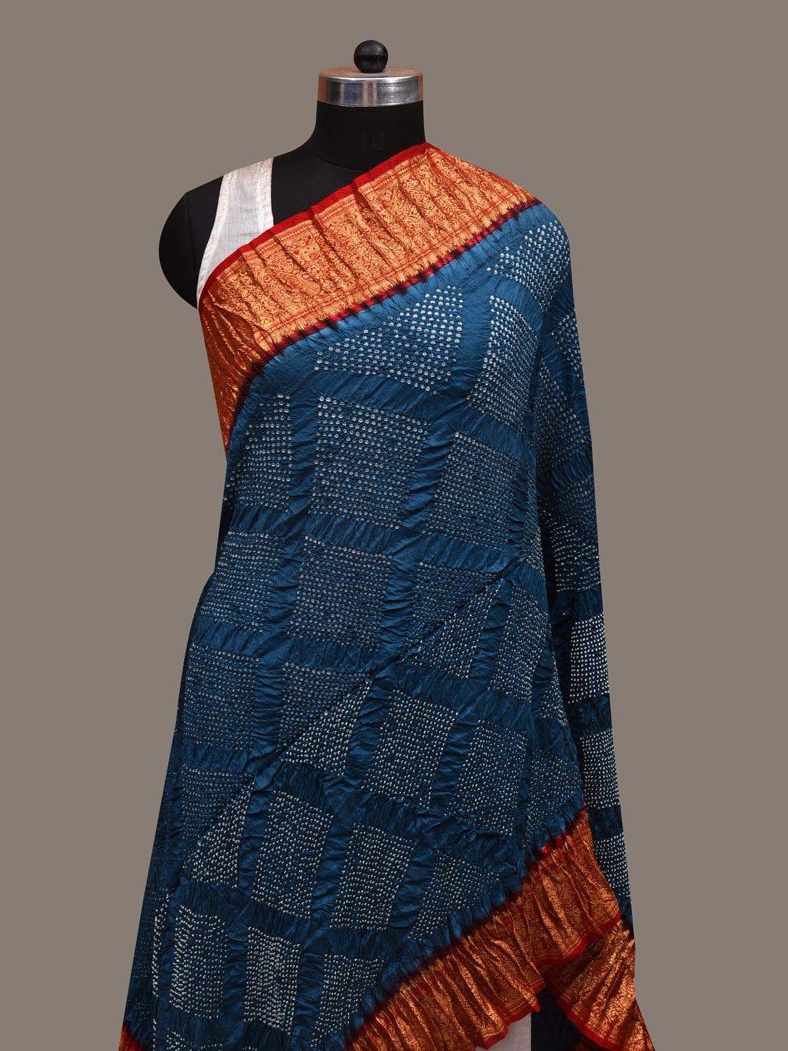 Teal and Red Bandhani Kanchipuram Silk Handloom Dupatta with Border Design - Global Threads - Distacart
