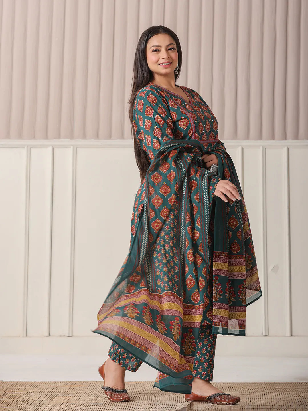 Yufta Teal Green Pure Cotton Sequins-Cutdana Work Kurta Dupatta Pant Set - Distacart