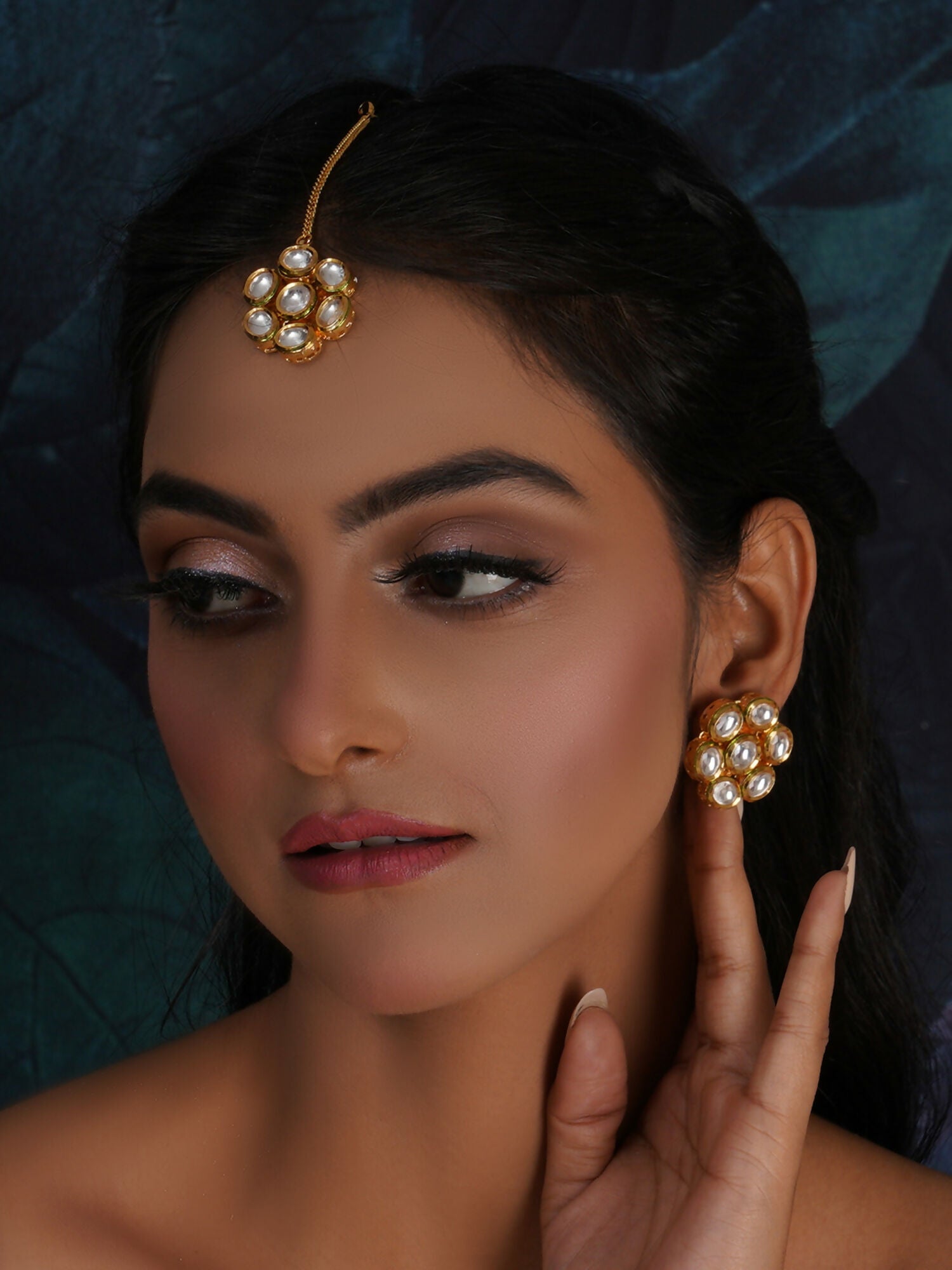 Kundan Round Maang Tikka with Studs Jewellery Set (Gold) - Ruby Raang - Distacart