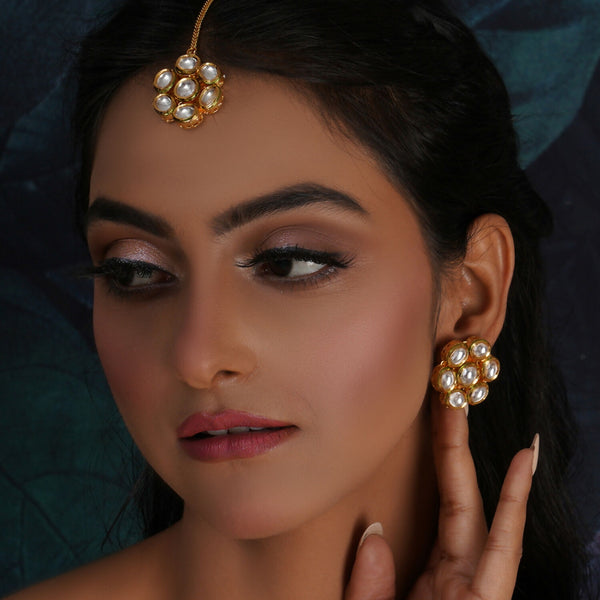 Kundan Round Maang Tikka with Studs Jewellery Set (Gold) - Ruby Raang - Distacart