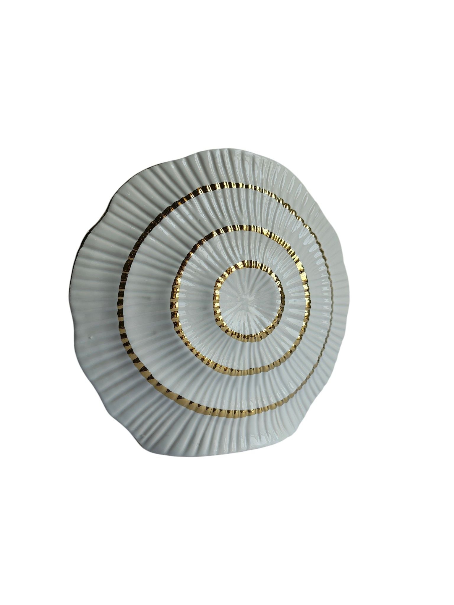 Sun Mun Decors White & Golden Shell Shaped Vase