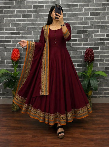 Teeya Creation New Trendy Stylish Maroon Solid Anarkali Kurta with Traditional Golden Border Dupatta Set - Dista