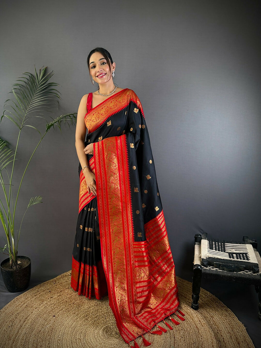 Joban Fashion Banarasi Black Woven Soft Silk Saree