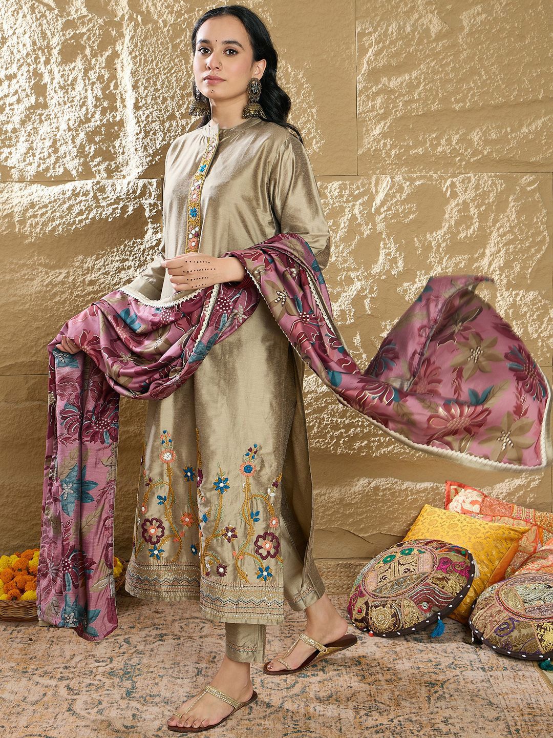 Indo Era Women Floral Embroidered Regular Thread Work Kurta with Trousers & Dupatta