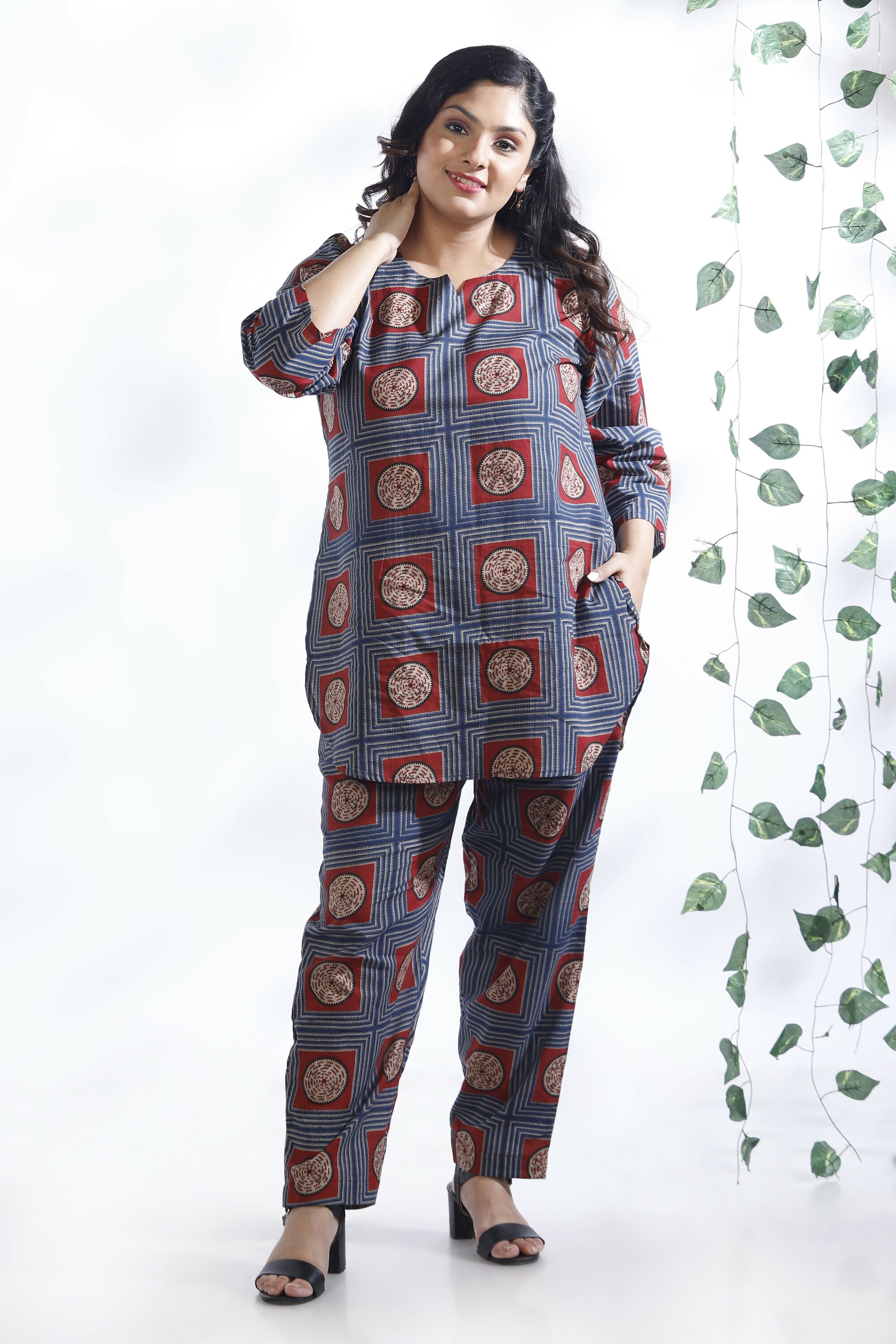 Breathables Women’S Blue Cotton Geometric Print Loungewear Co-Ord Set – Hip-Length Kurta & Pants - Dista