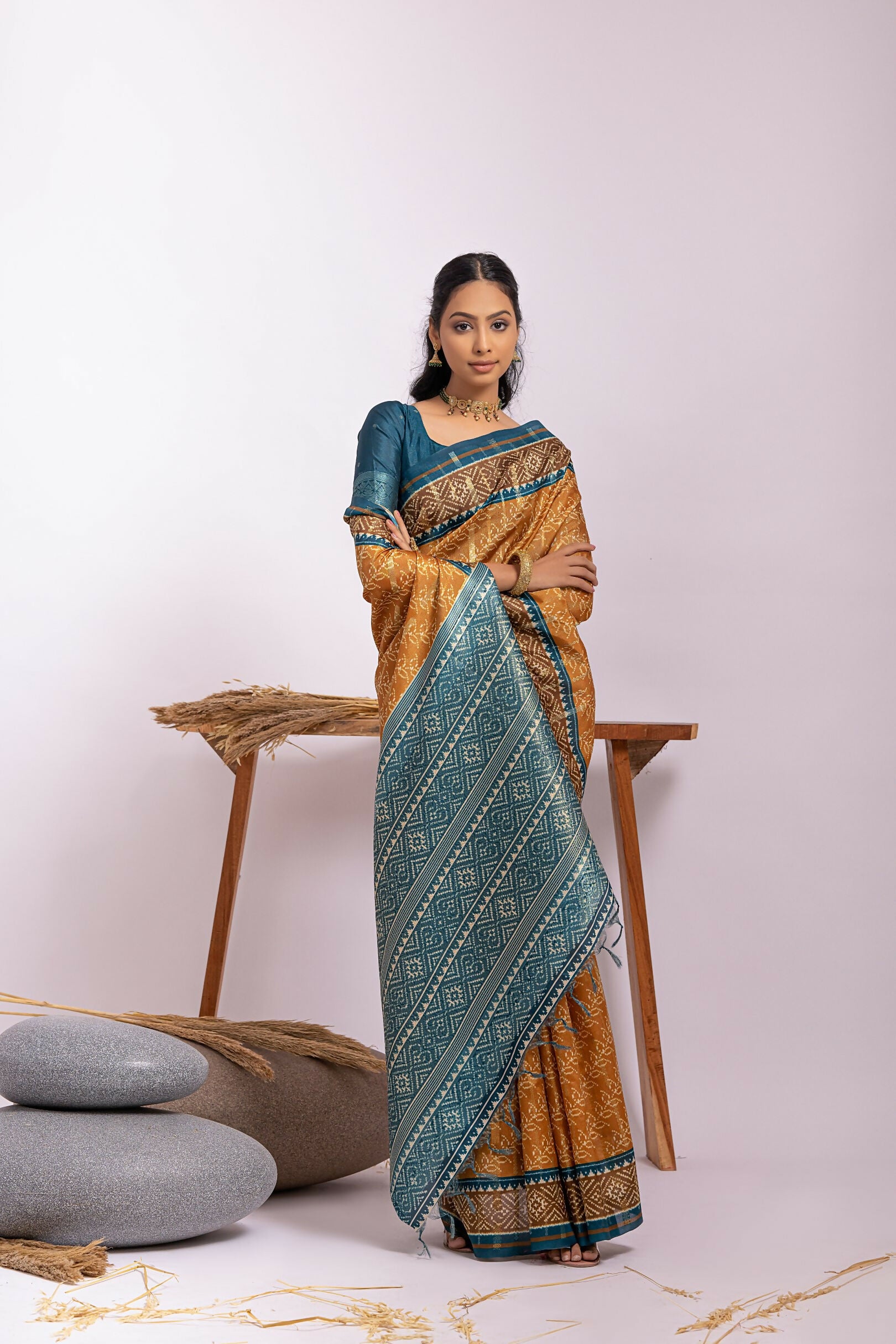 Vishnu Weaves Women's Yellow Soft Tussar Silk Zari Woven Saree with Blouse - Distacart