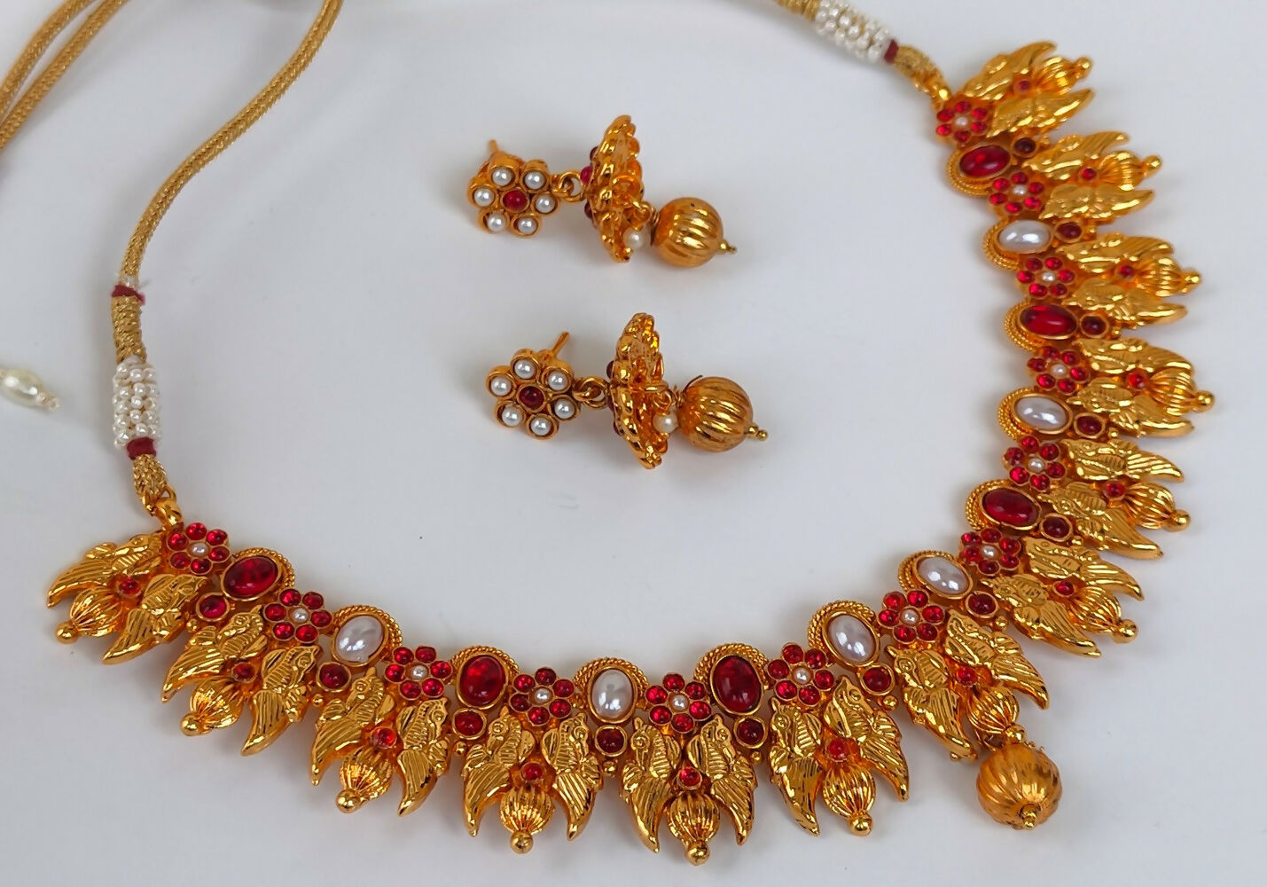 Kemp Peacock Pink & White Necklace Set - Distacart