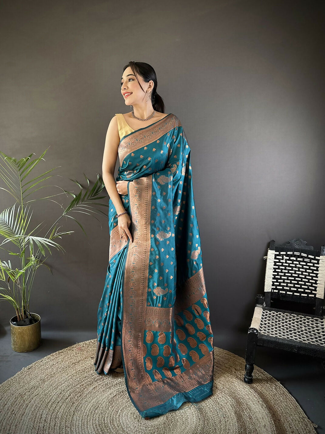 Joban Fashion Banarasi Blue Woven Soft Silk Saree