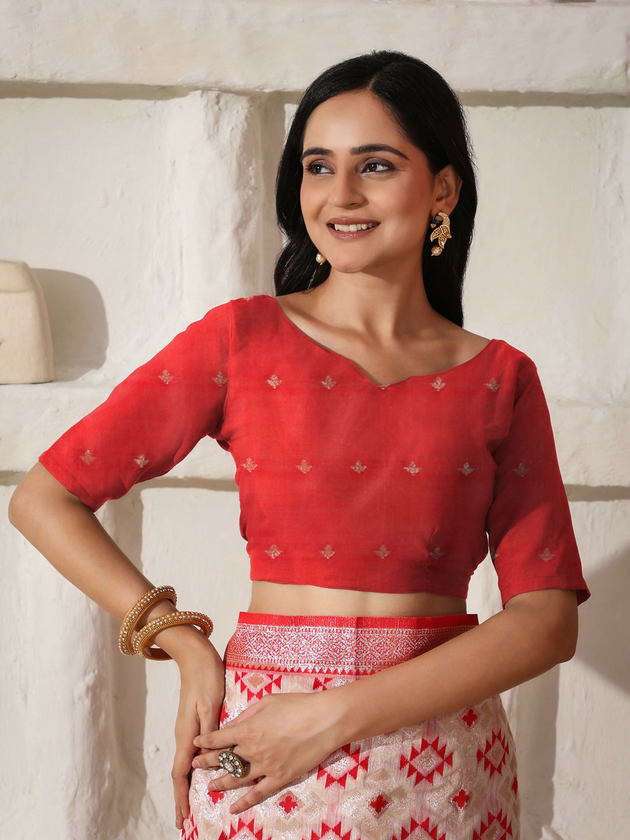 Astita Linen Cotton Red & White Saree