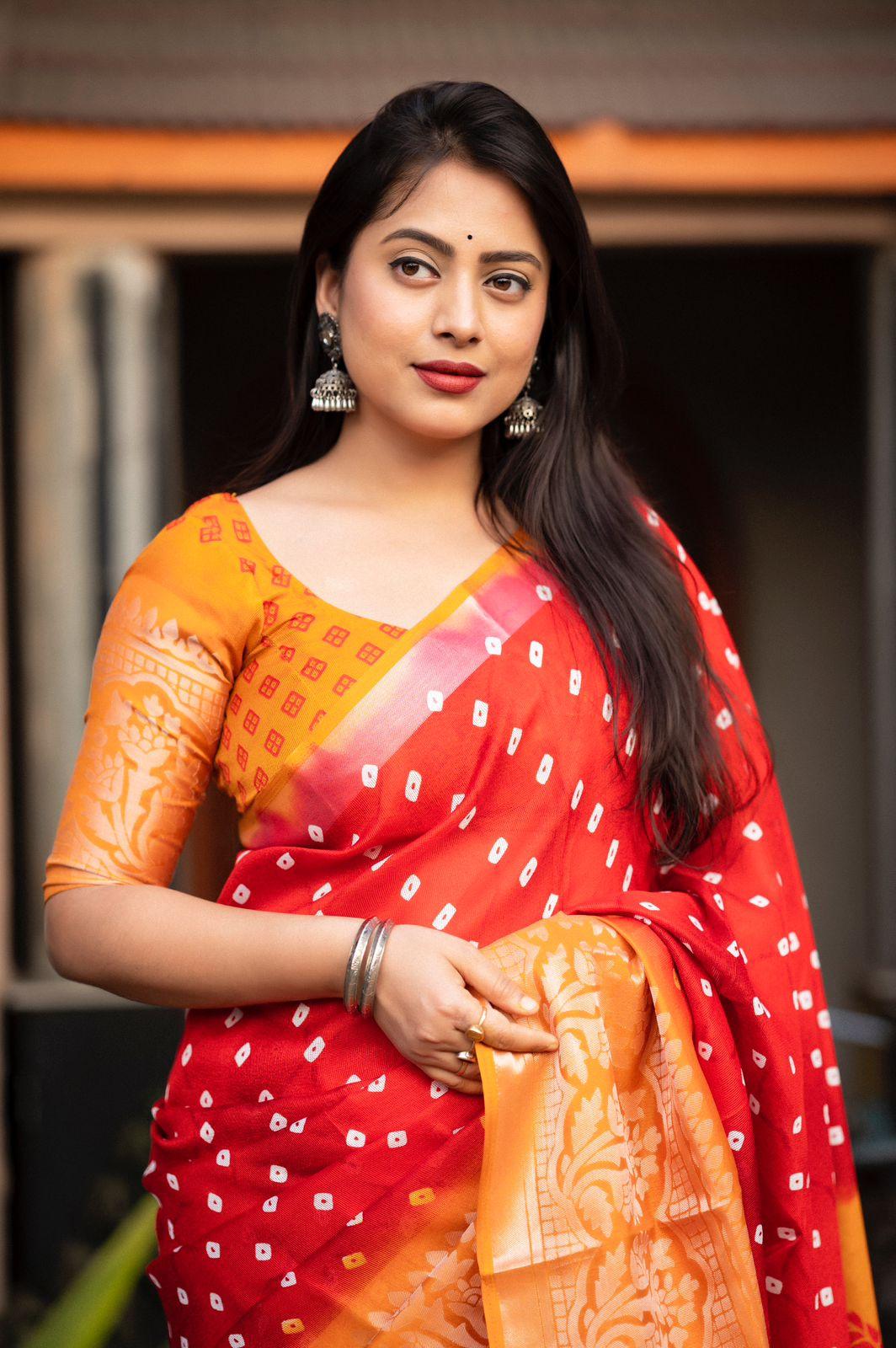 Red Jute Silk Printed Saree with Unstitched Blouse - Hiral Fashion - Distacart