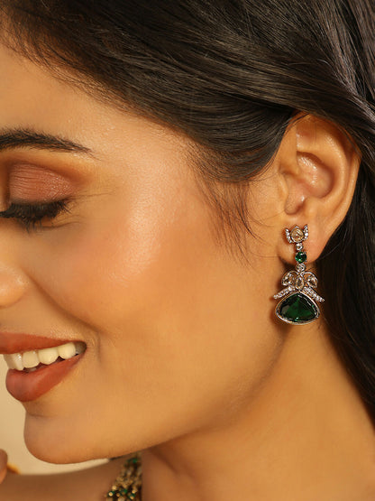 Nuyug 18K Gold Plated Emerald Elysian Layered Necklace Set - Distacart