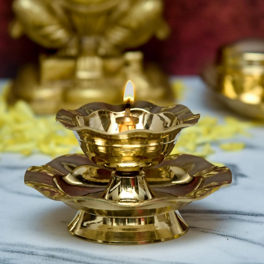 Bhimonee Decor Pure Brass Nanda Akhand Jyoth Table Diya - Dista