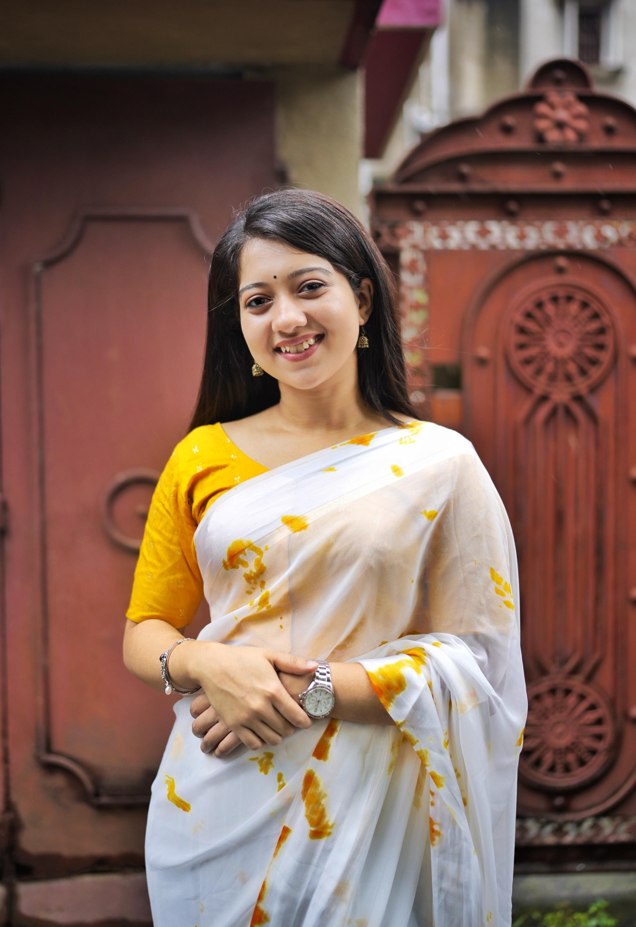 Yellow Poly Georgette Tie and Dye Saree with Unstitched Blouse - Hiral Fashion - Distacart