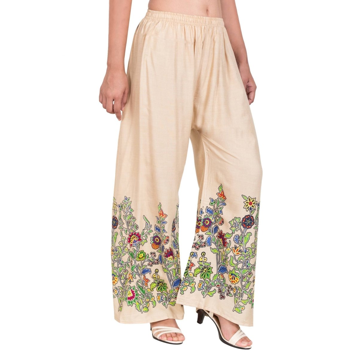 Asmaani Off White Color Digital Print Sarara