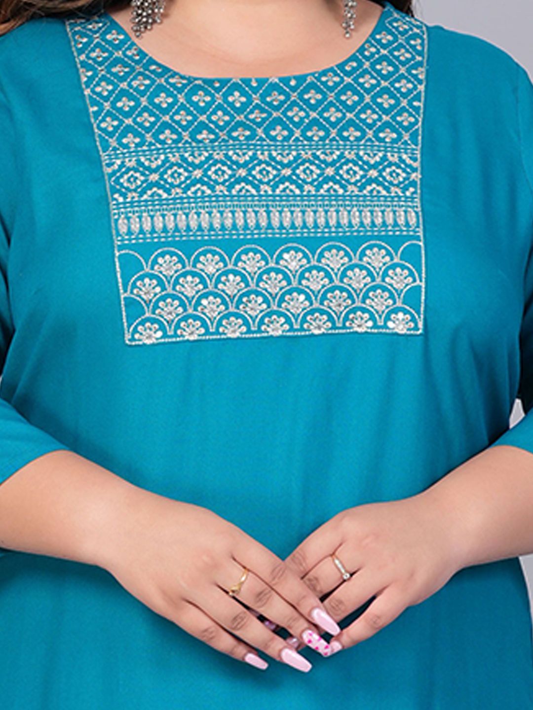 Sztori Women Yoke Design Mirror Work Kurta - Distacart