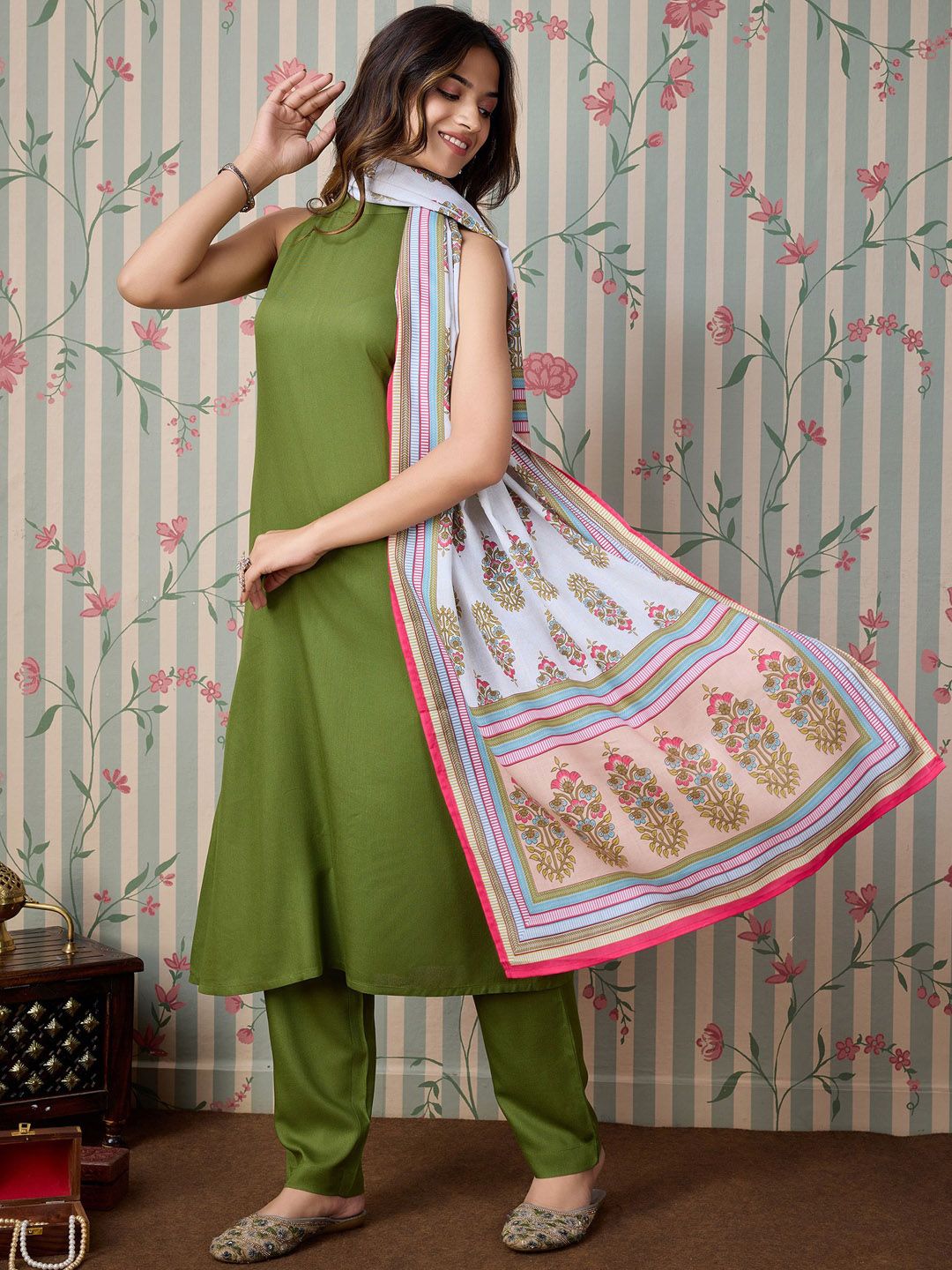 Ode by House of Pataudi Round Neck A-Line Kurta with Trousers & Dupatta - Distacart