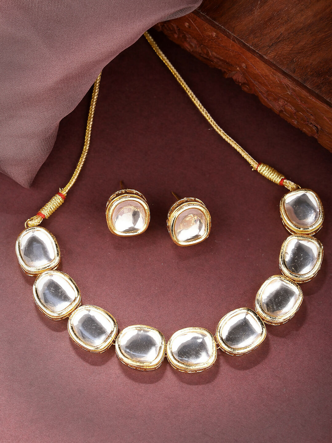 NVR Women's Gold Kundan-Studded Handcrafted Jewellery Set - Distacart