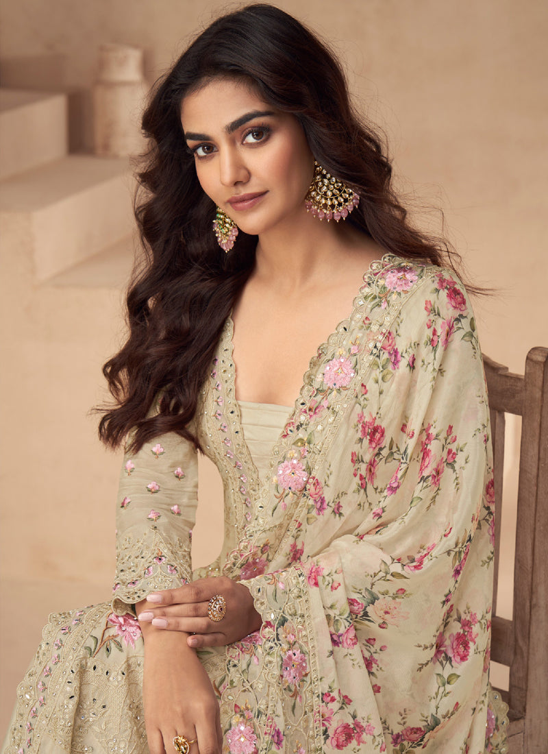 Vegaa Fashion Cream Chinon Silk Embroidered Palazzo Suit