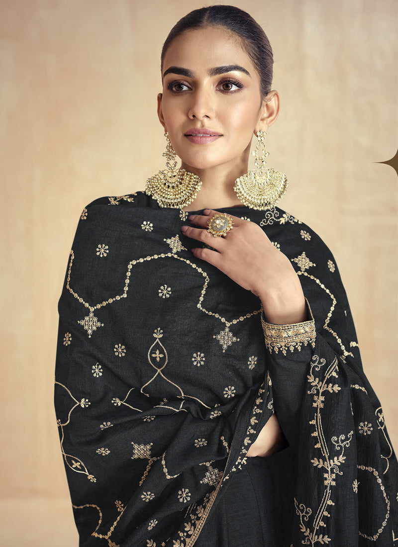 Vegaa Fashion Black Silk Embroidered Anarkali Suit