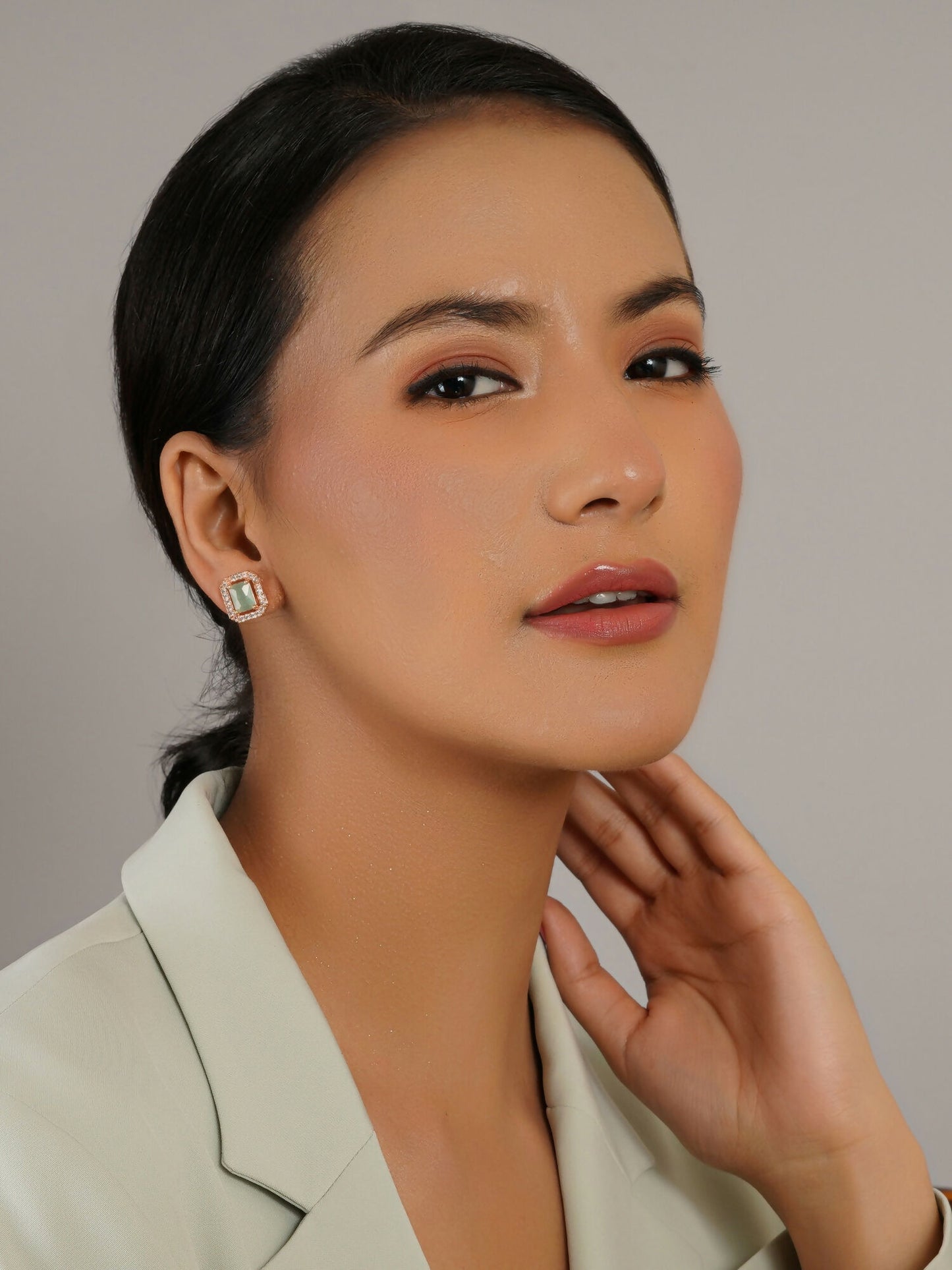 stone stud (mint green ) - Ruby Raang - Distacart