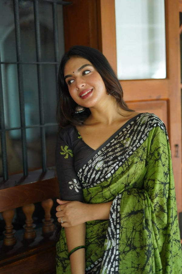 Arfa Fashion House Green Combination Pure Chanderi Cotton Batik Printed Saree - Distacart