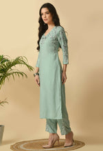 Thumbnail for 8013 (8)