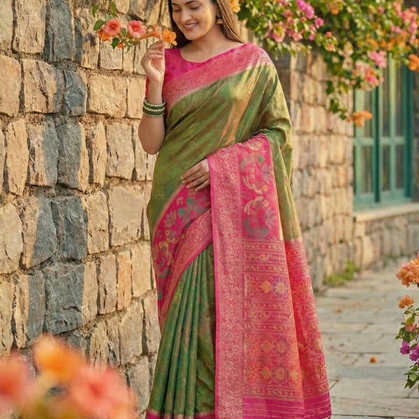 Astita Mehndi Pochampally Silk Saree - Distacart