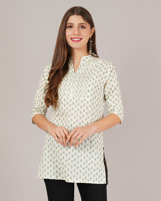 Jaitra Apparels Women Printed Rayon Straight Kurta (Off White)