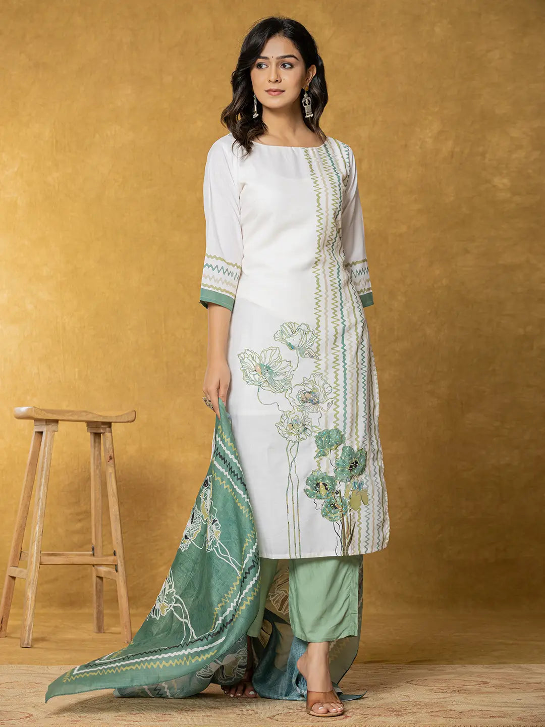 Yufta White And Green Linen Kurta Dupatta Pant Set