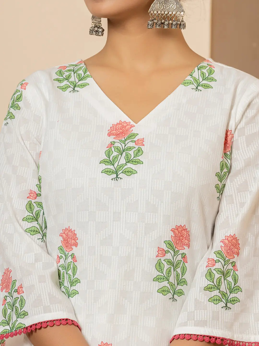 Yufta White And Red Cotton Floral Print Kurta Dupatta Set