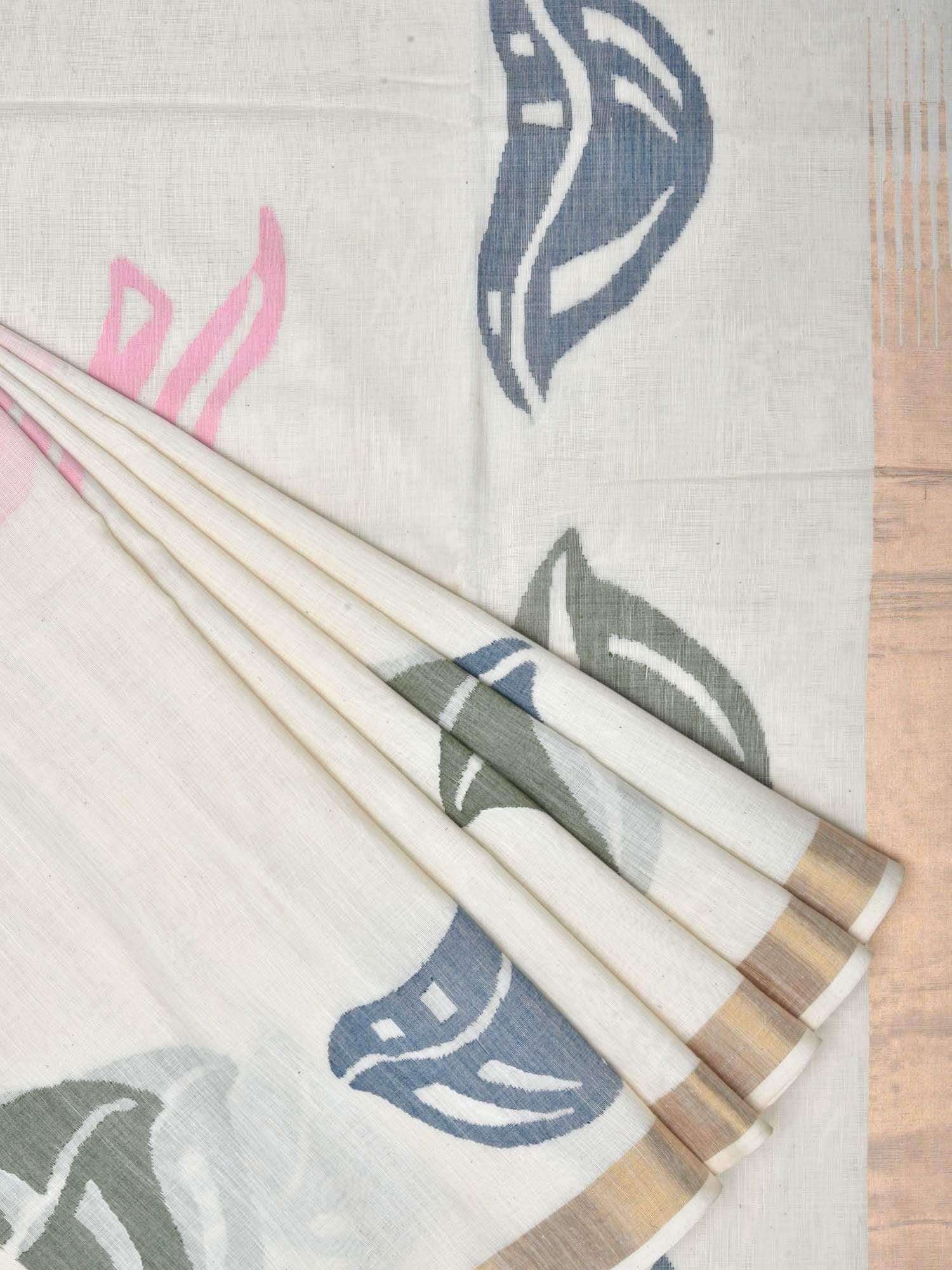 White Khadi Cotton Handloom Saree with Pallu Design - Global Threads - Distacart