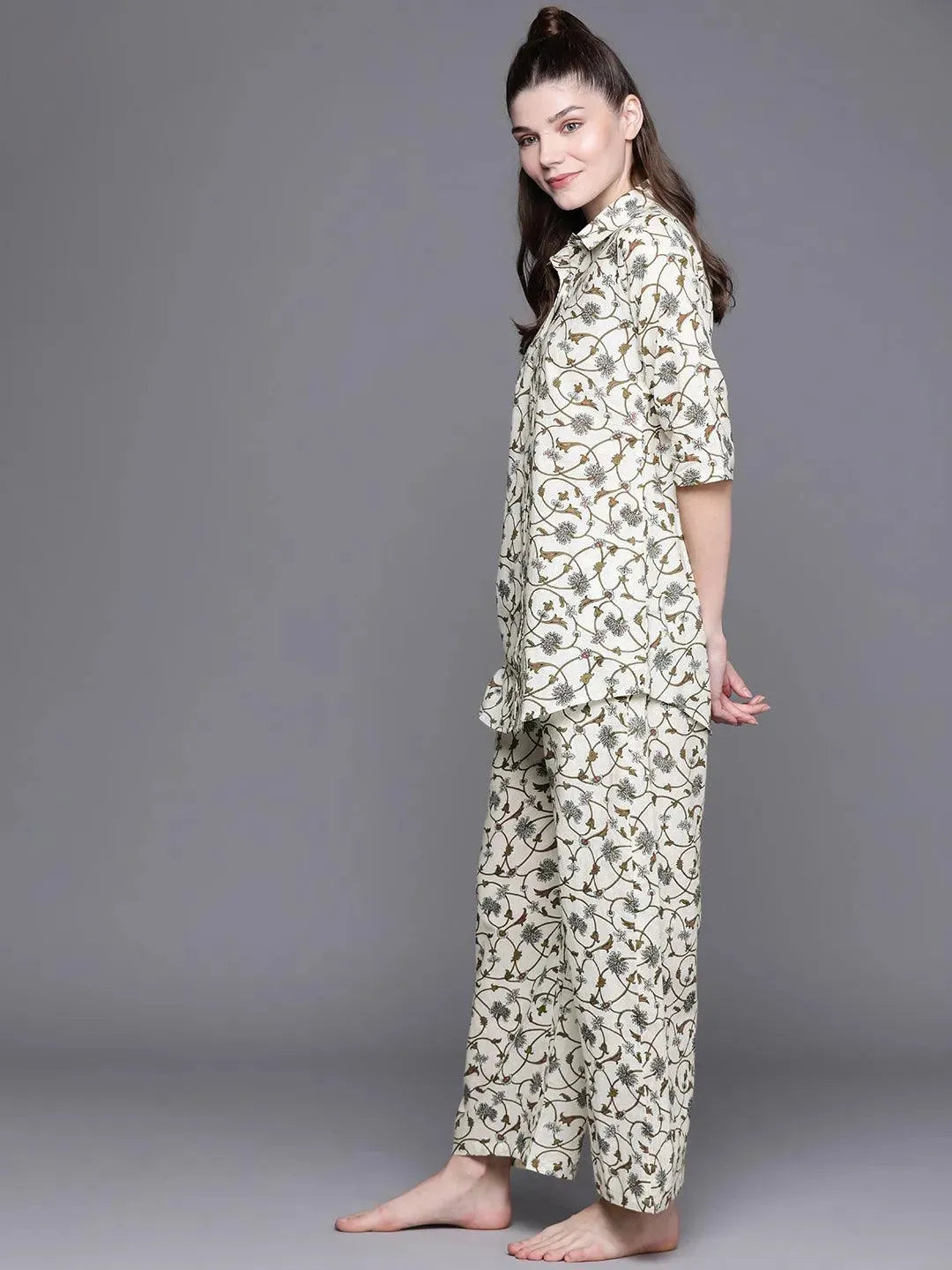 https://cdn.shopify.com/s/files/1/0341/4805/7228/files/white-printed-cotton-night-suit-libas-3-27530520264854.jpg?v=1739541906