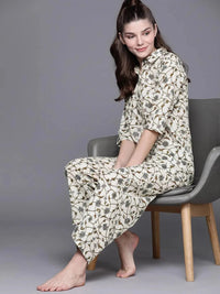 Thumbnail for https://cdn.shopify.com/s/files/1/0341/4805/7228/files/white-printed-cotton-night-suit-libas-4-27530520494230.jpg?v=1739541906