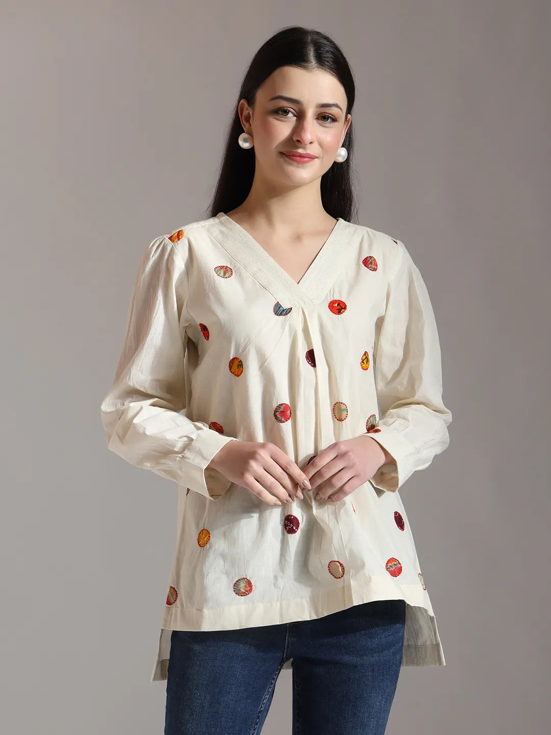 Yufta White Pure Cotton Applique Work Top - Distacart
