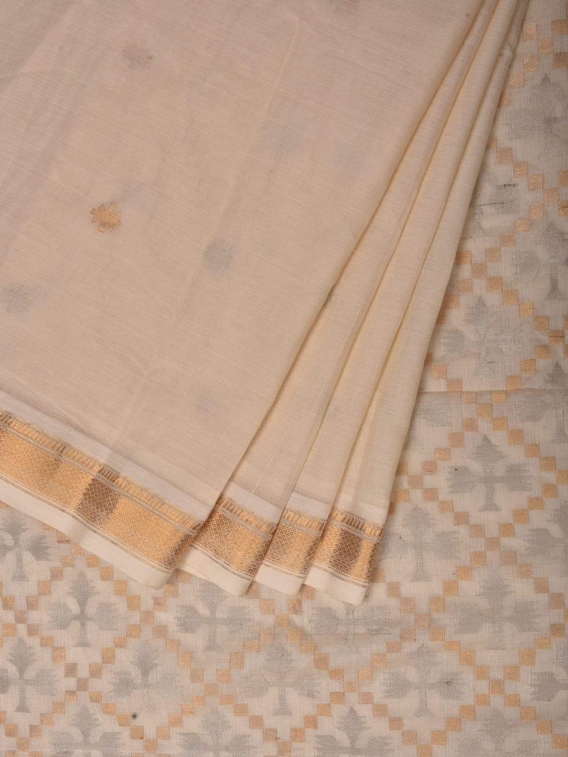 White Uppada Cotton Handloom Saree with Jamdani Pallu Design - Global Threads - Distacart