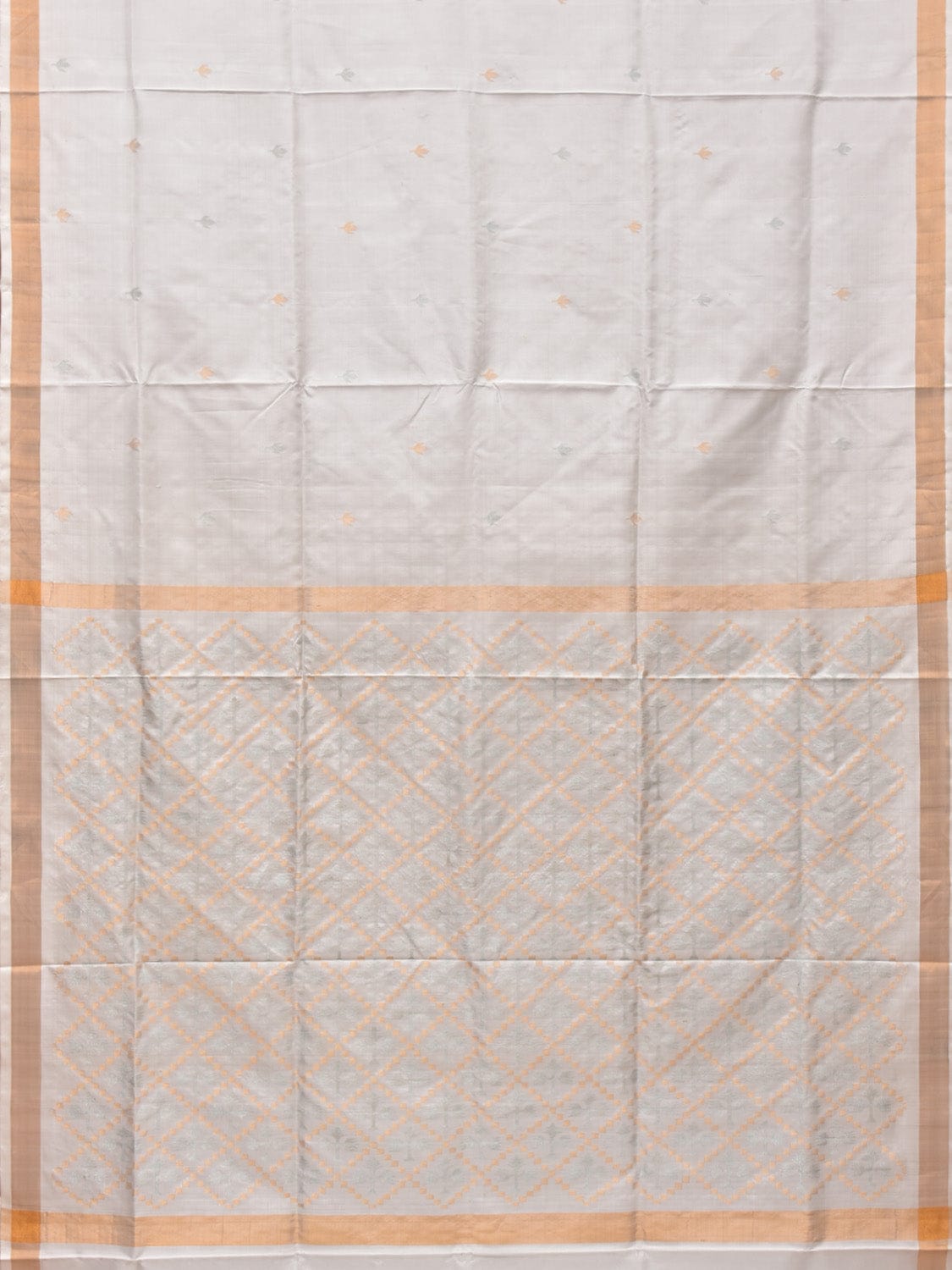 White Uppada Silk Handloom Saree with Jamdani Pallu Design - Global Threads - Distacart