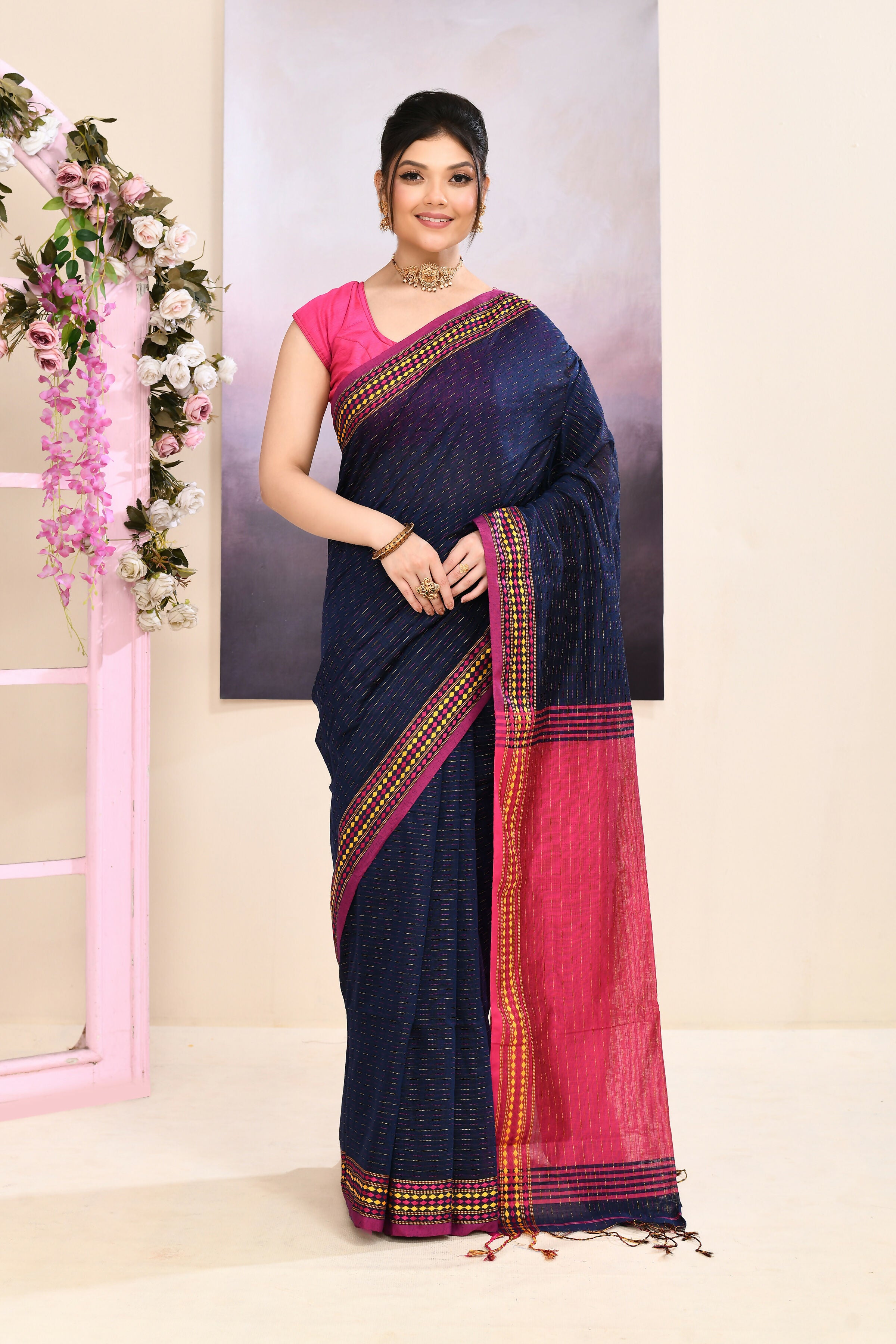 Piyari Fashion Women's Navy Blue Embellished Cotton Blend Jamdani Saree - Dista