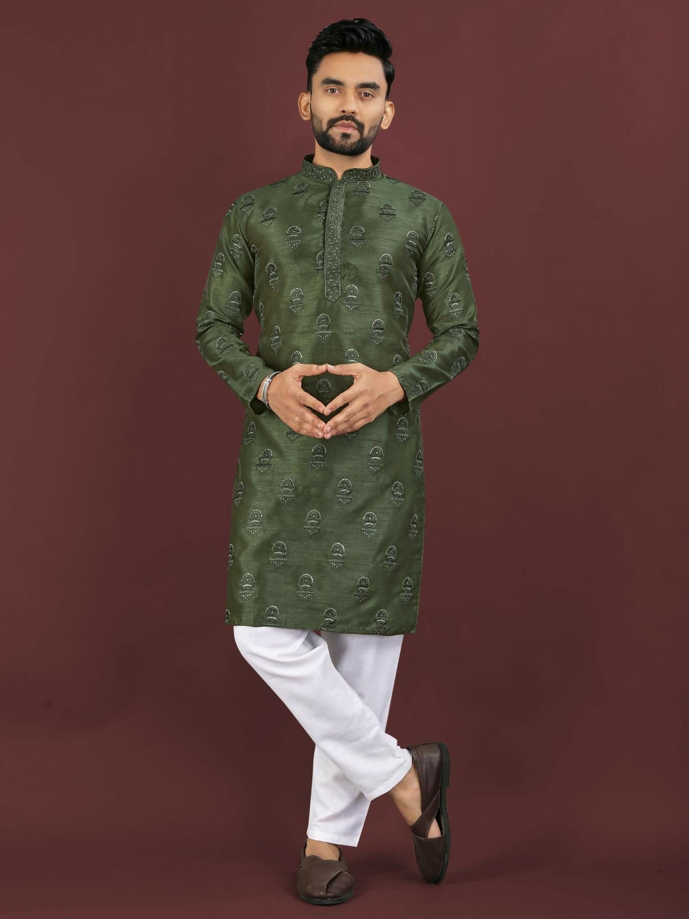 Anaita Green Embroidered Silk Straight Kurta - Distacart