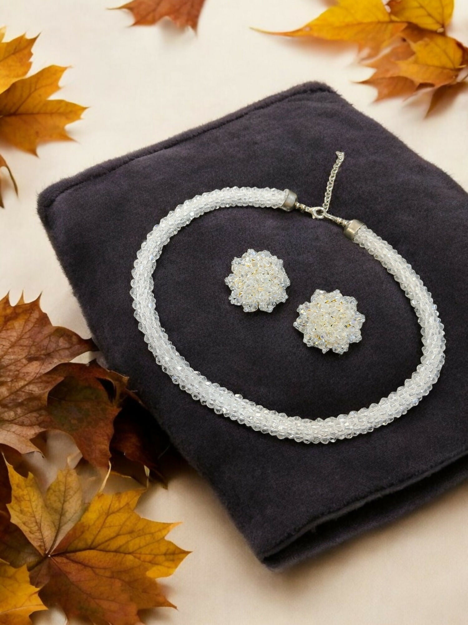 Inhanns Noor-E-Jalwa – Handmade Crystal Bead Necklace / Necklace With Earrings -Adjustable - White - Distacart