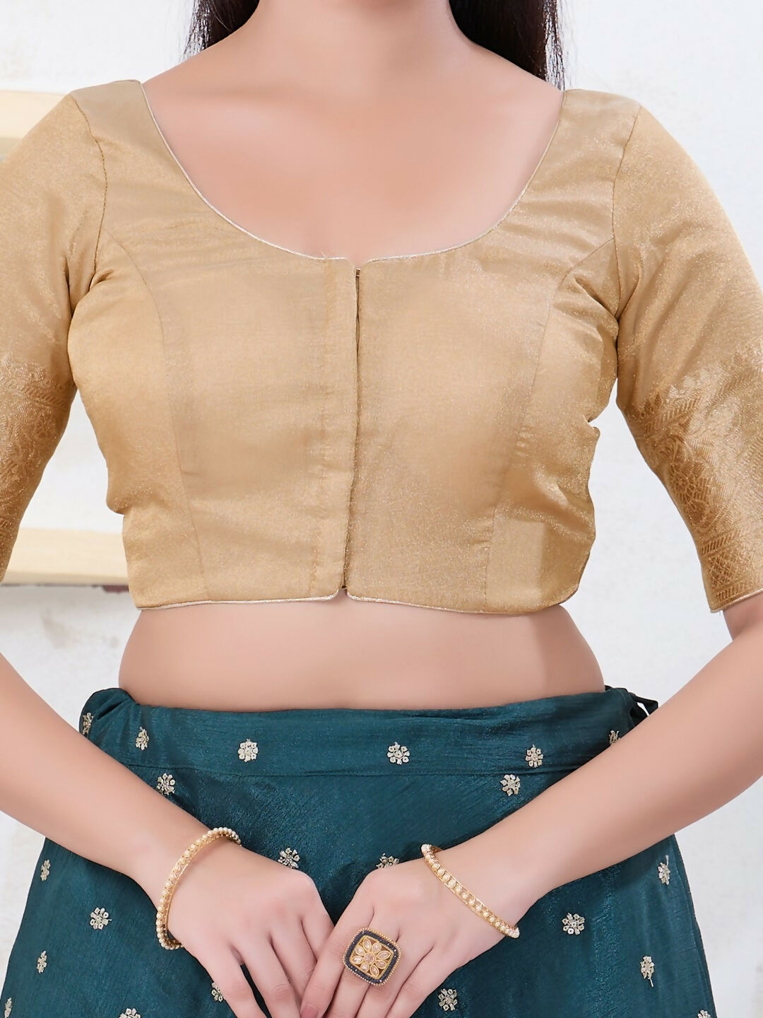 Joban Fashion Light-Gold Brocade Elbow Sleeveless Front Open Blouse