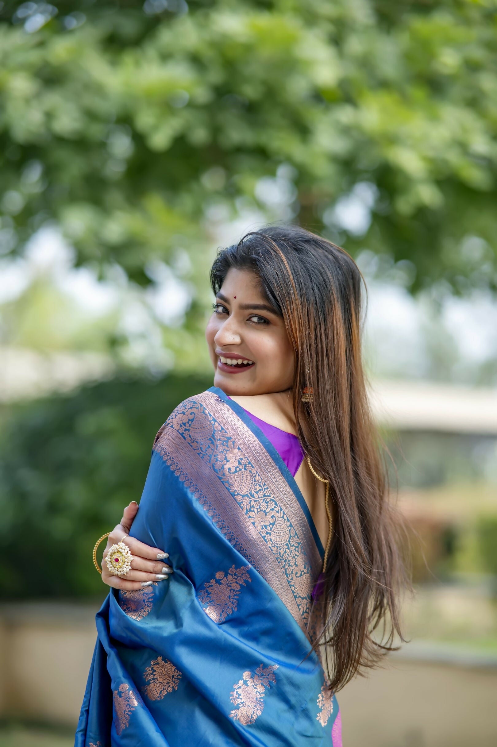 Vishnu Weaves Women's Blue Banarasi Silk Saree with Blouse - Distacart